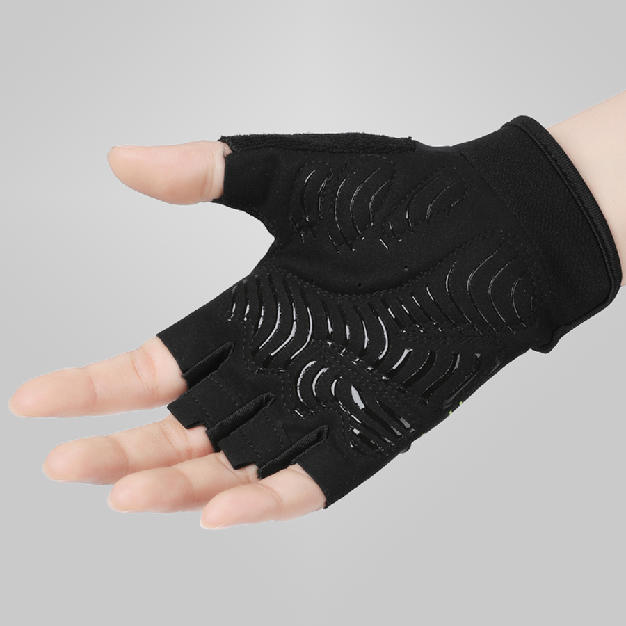 Guanti sportivi antiscivolo tr - Sports Equipment And Names recensione e prezzo